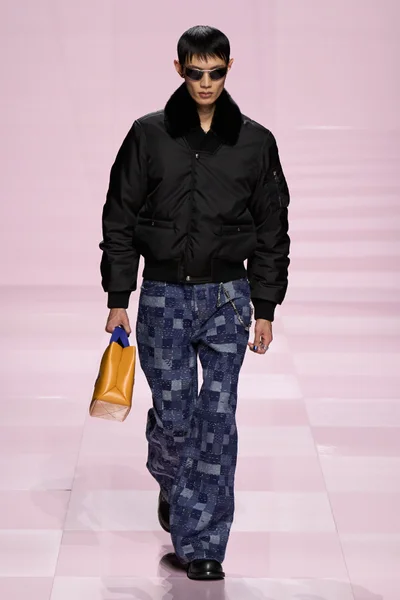 Look 57